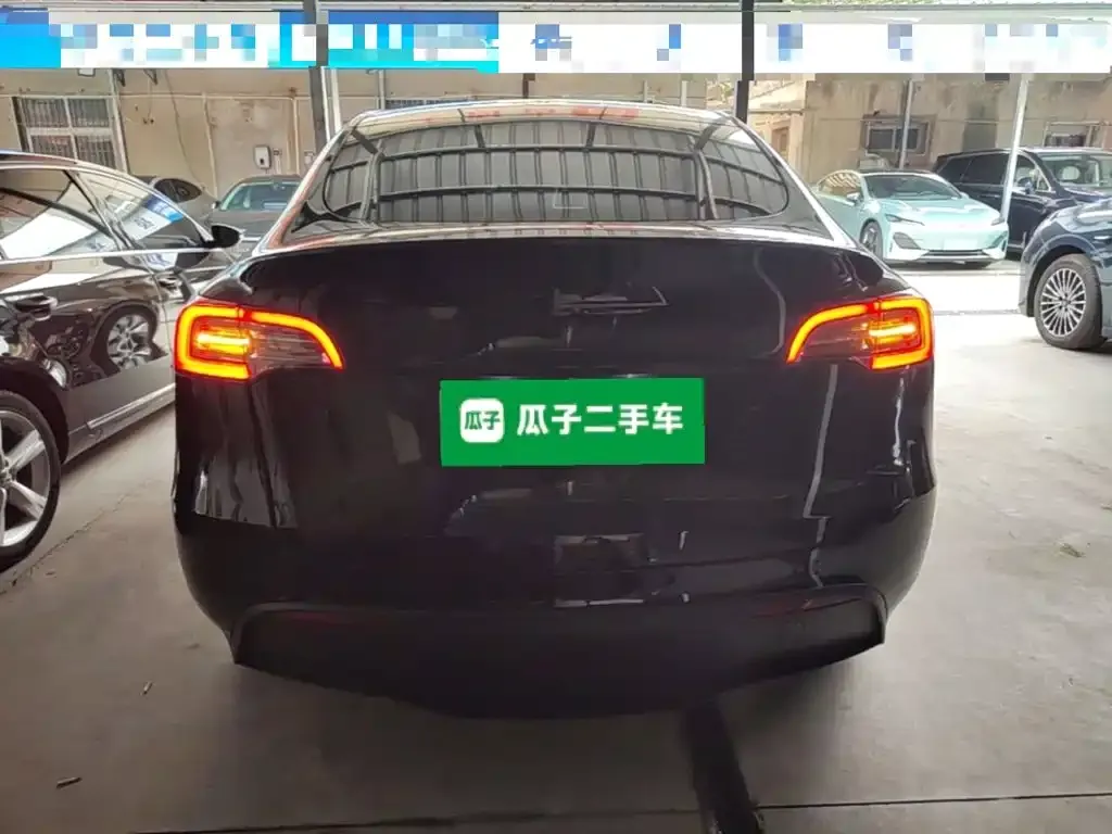 Tesla Model Y — фото 4