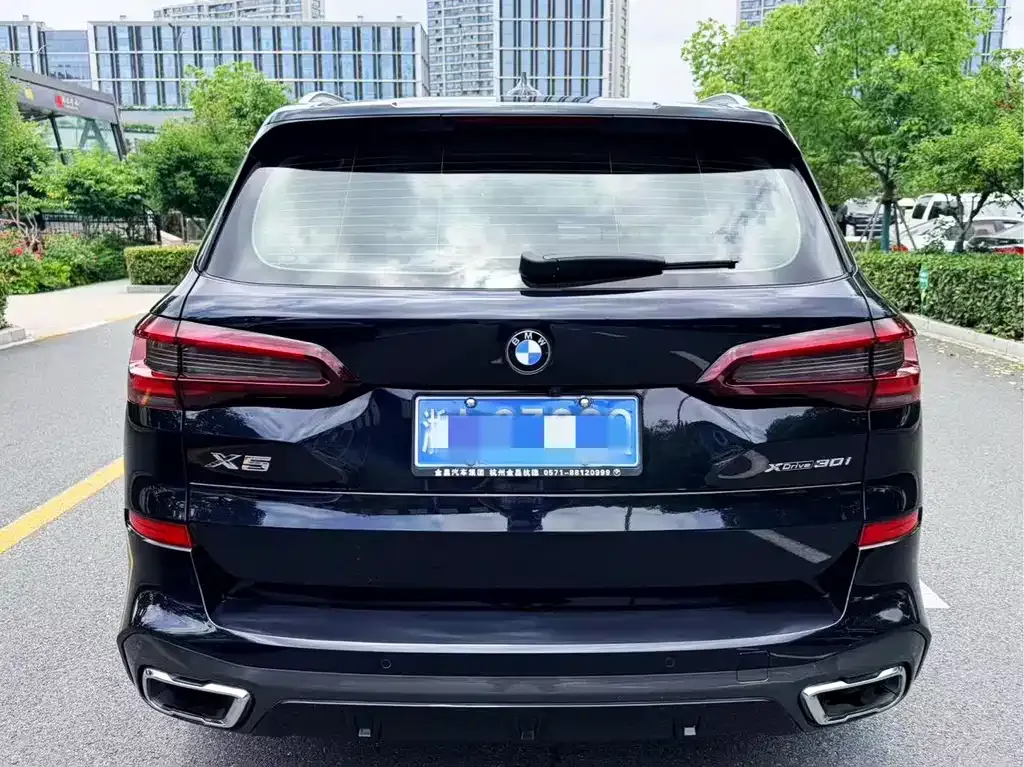 BMW X5 (Import) — фото 4