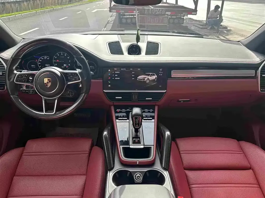Porsche Cayenne Hybrid — фото 4