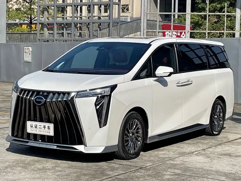GAC Motor Trumpchi M8 — фото 1