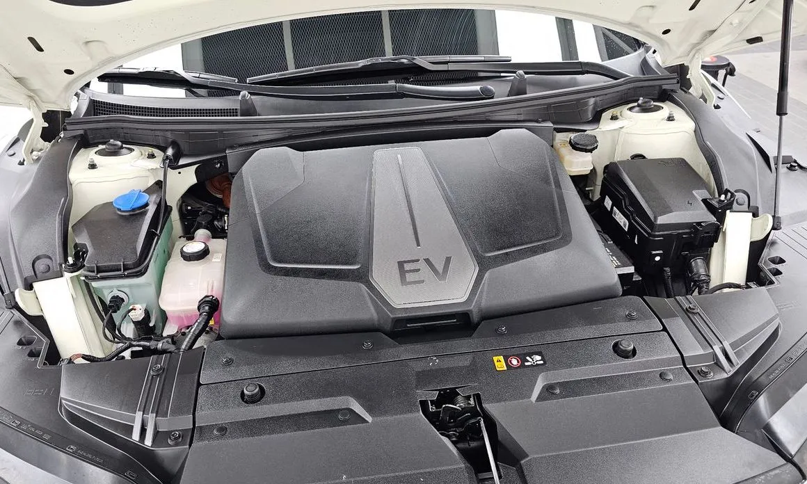 Kia EV6 — фото 10