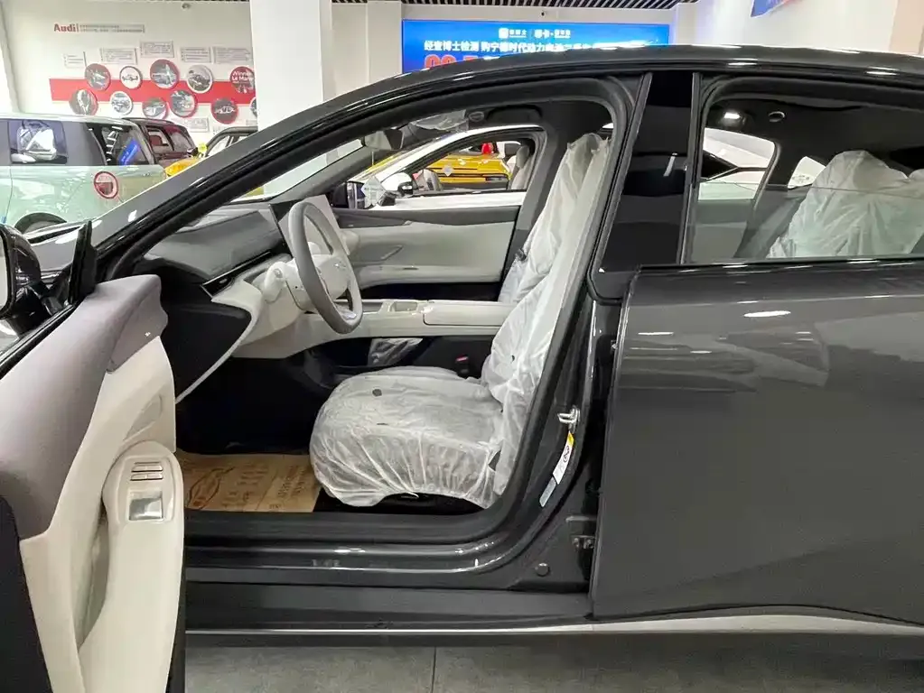 Deepal L07 — фото 10