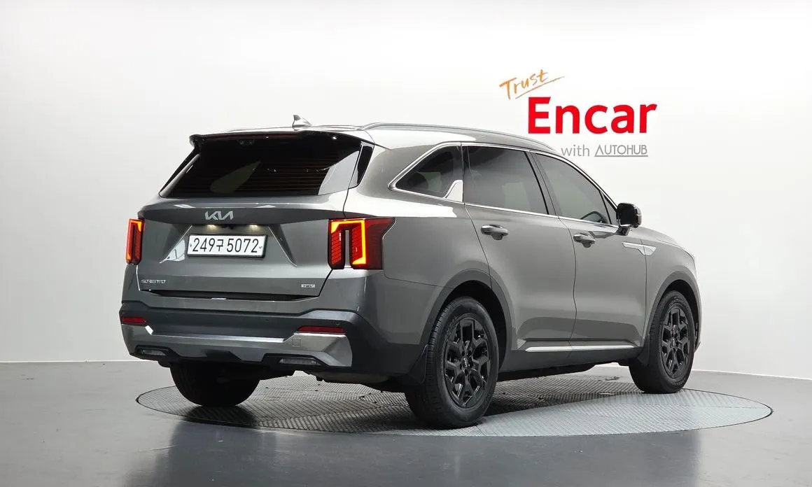 Kia Sorento — фото 3
