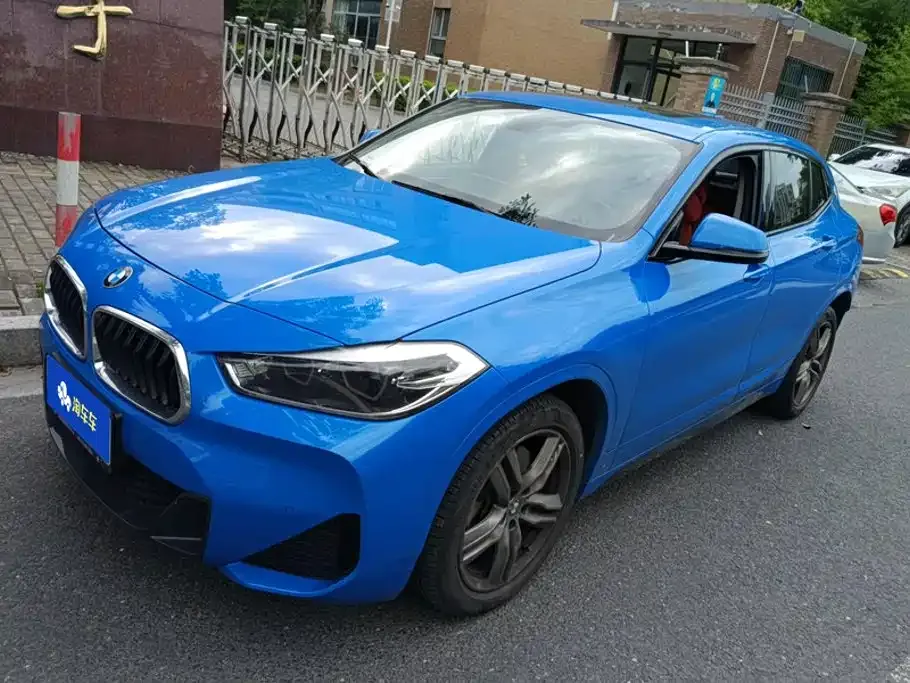 BMW X2 — фото 1