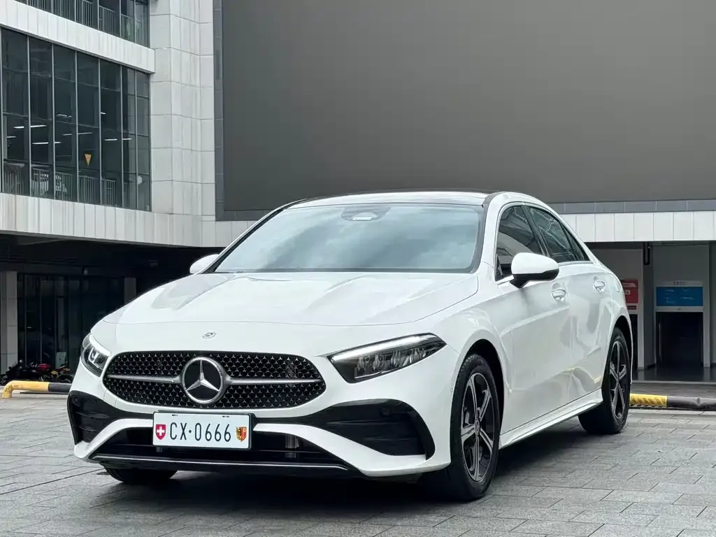 Mercedes-Benz A-Class — фото 1