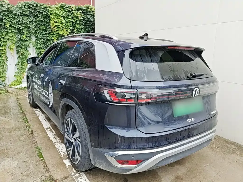 Volkswagen ID.6 Crozz — фото 10