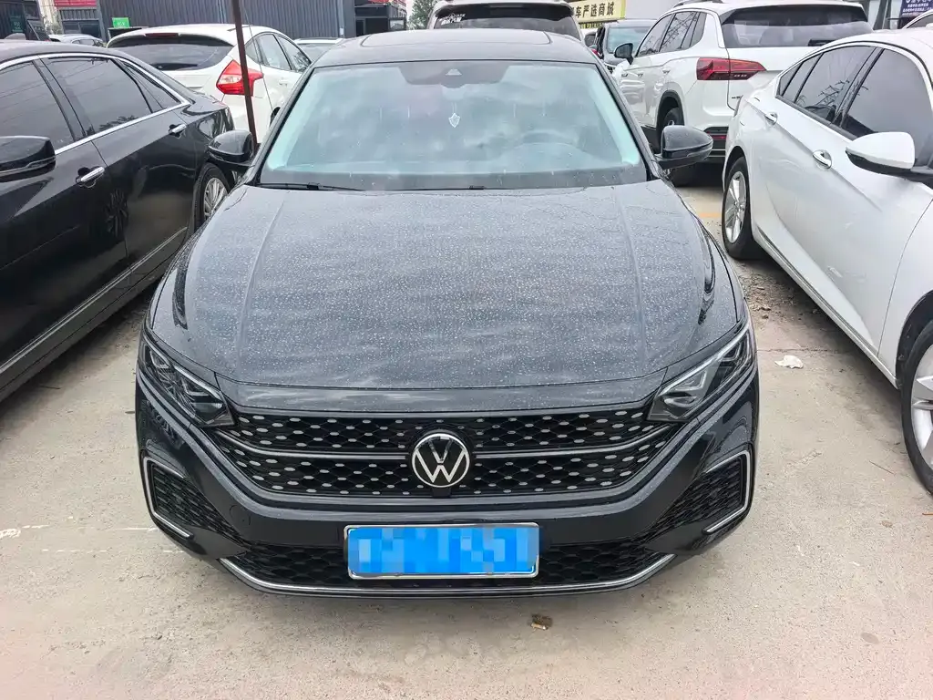 Volkswagen Passat — фото 7
