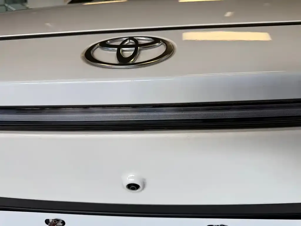 Toyota Platinum 3X — фото 3