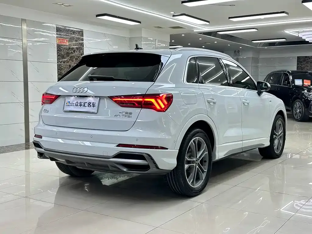 Audi Q3 — фото 3