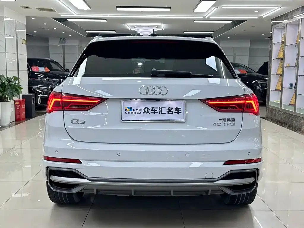 Audi Q3 — фото 5