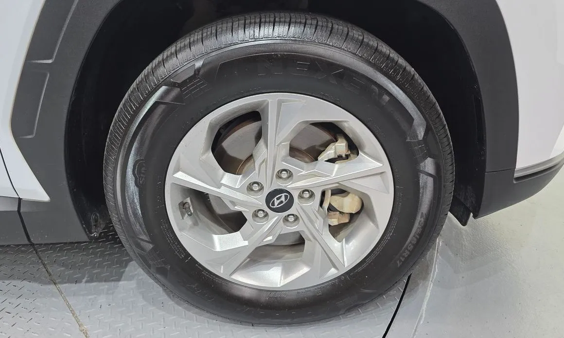 Hyundai Tucson 2023 из KR, фото 2