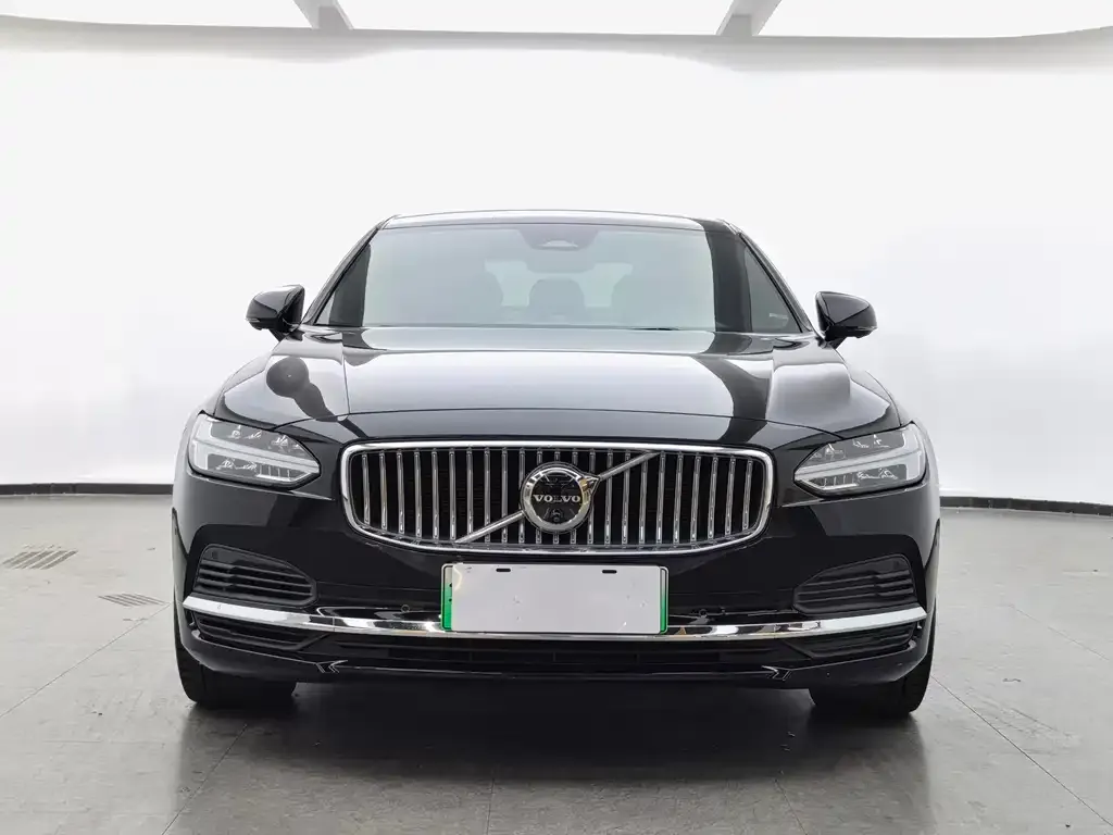 Volvo S90 PHEV 2024 из CN, фото 4