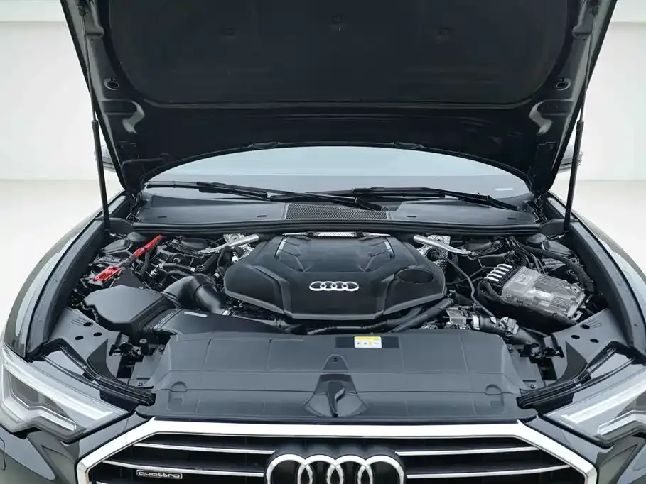 Audi A6L — фото 10