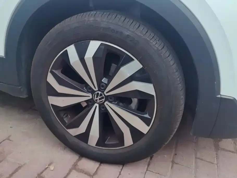 Volkswagen Tharu 2024 из CN, фото 4