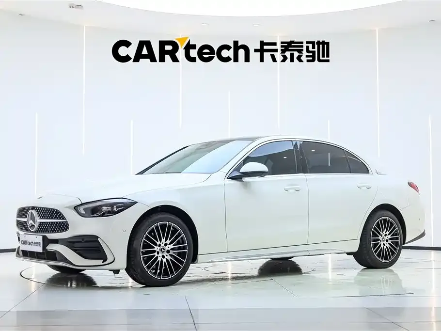 Mercedes-Benz C-Class — фото 1