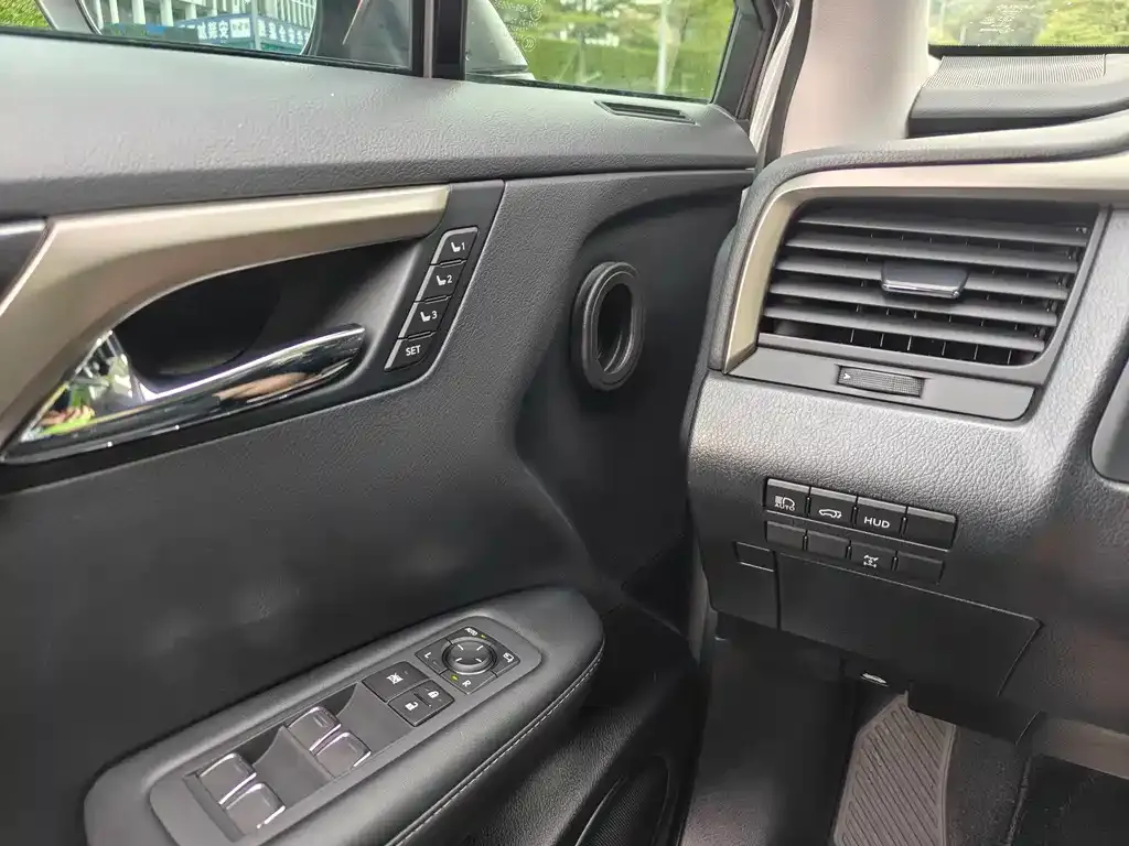 Lexus RX — фото 2