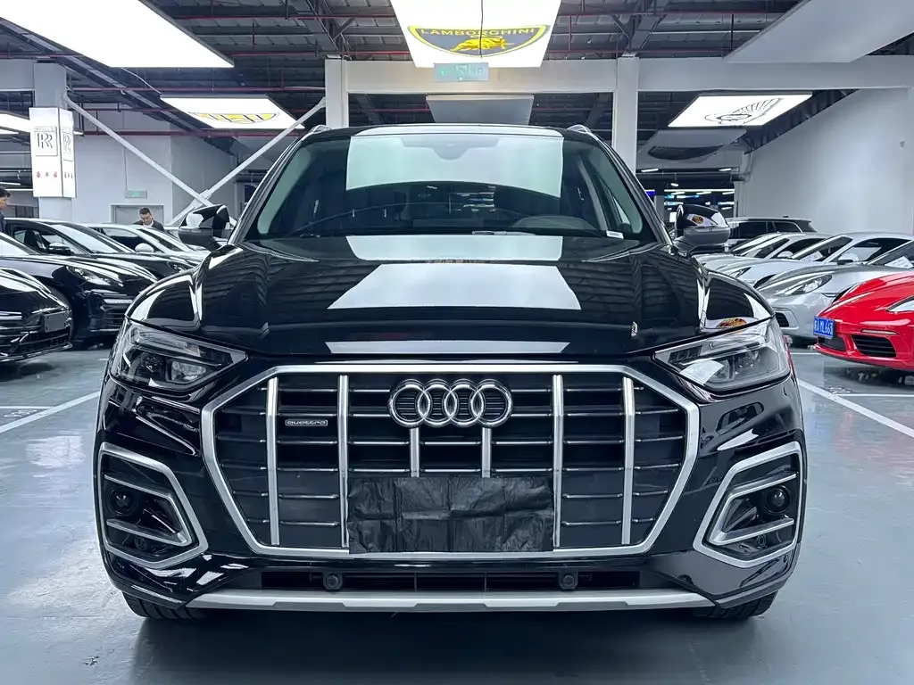 Audi Q5L — фото 3