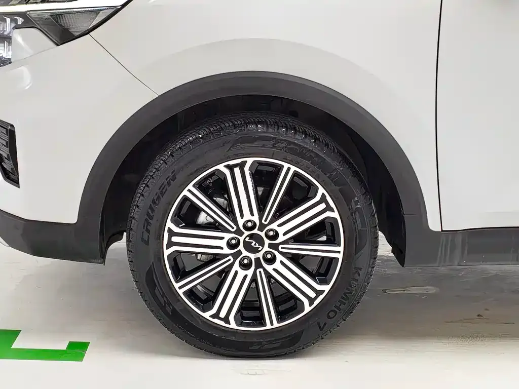 Kia Sportage — фото 7