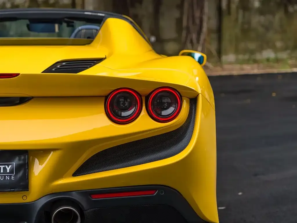 Ferrari F8 — фото 4