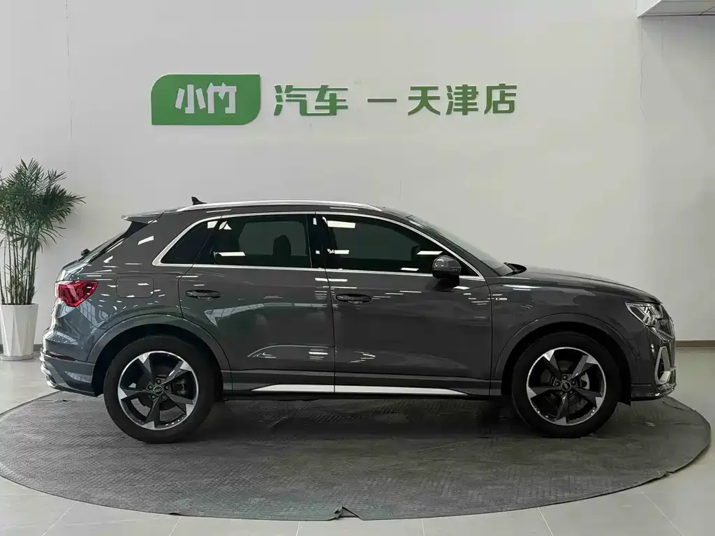 Audi Q3 — фото 6