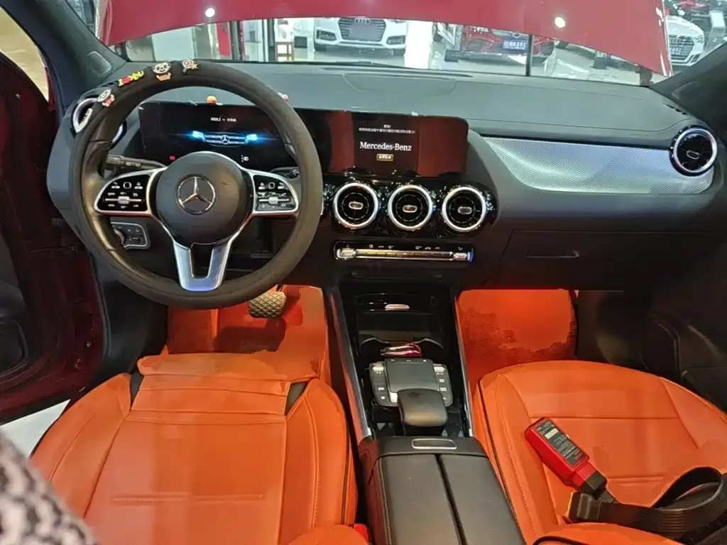 Mercedes-Benz GLA — фото 6