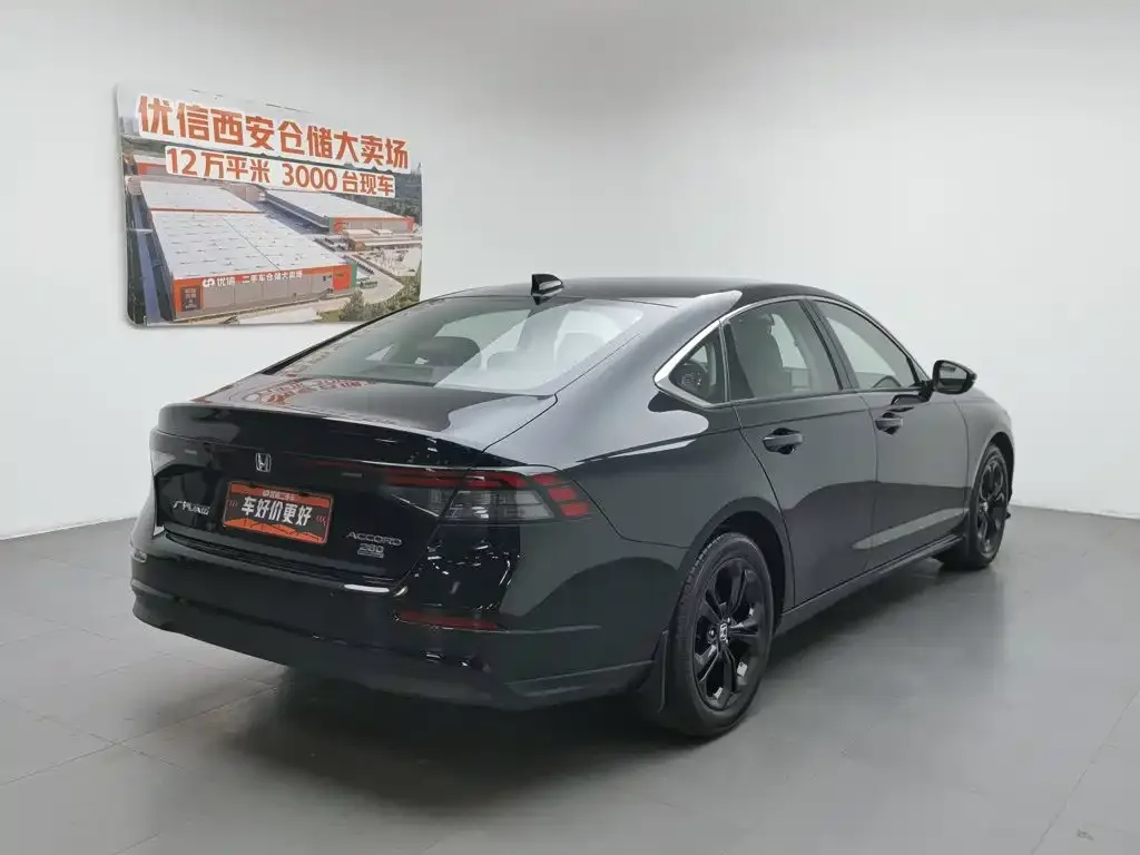Honda Accord — фото 4