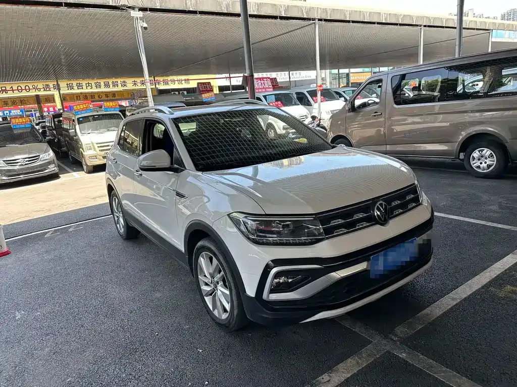 Volkswagen T-Cross — фото 1