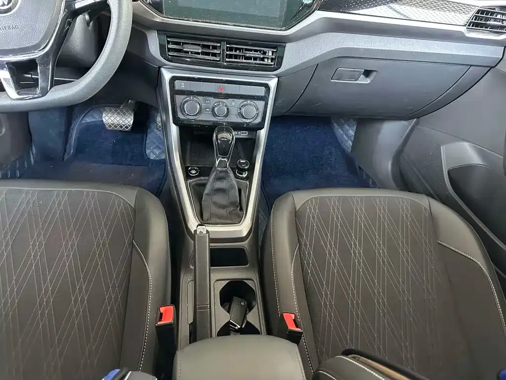 Volkswagen T-Cross — фото 2