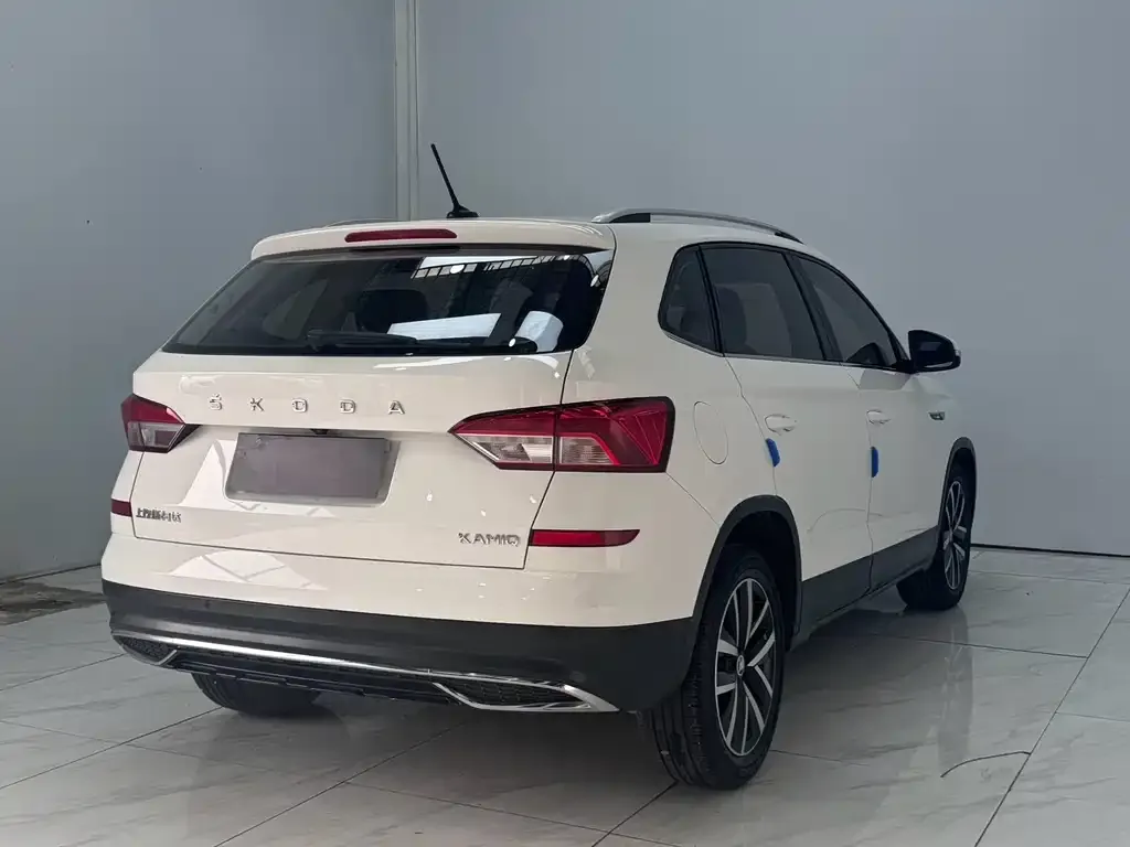 Skoda Kamiq — фото 8