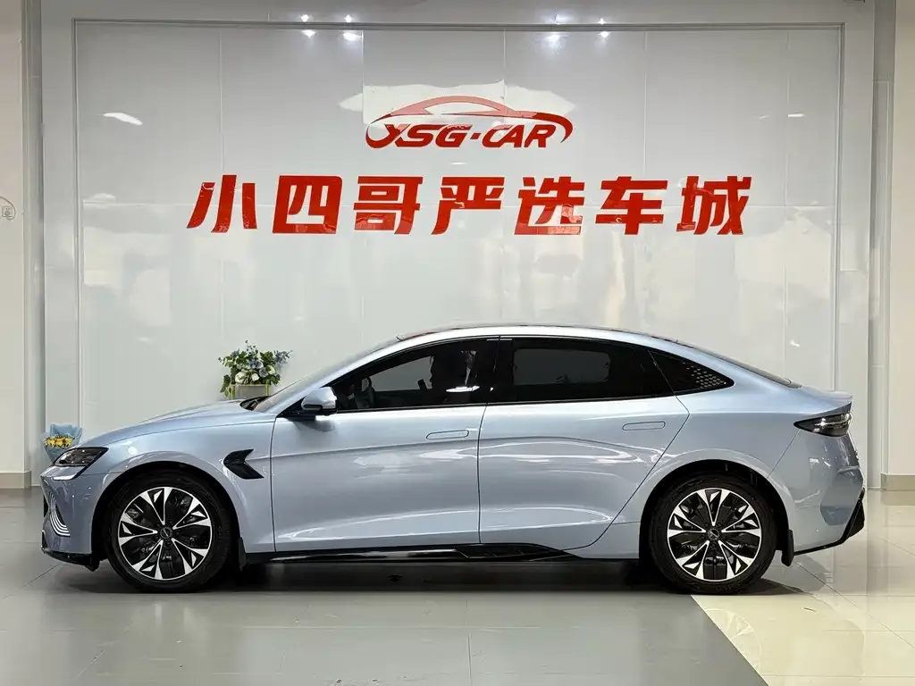 BYD Seal — фото 3