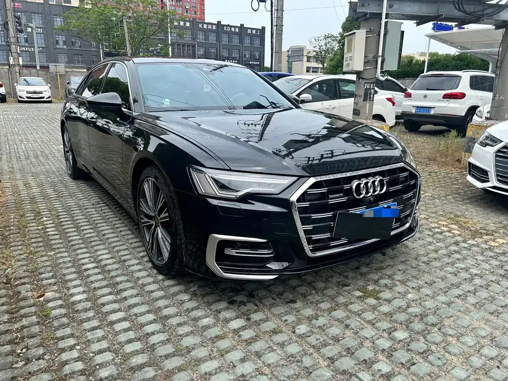 Audi A6L 2024 из CN, фото 6