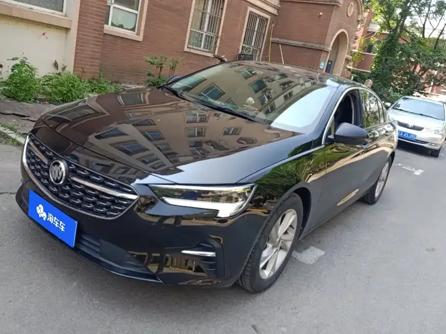 Buick Regal — фото 1