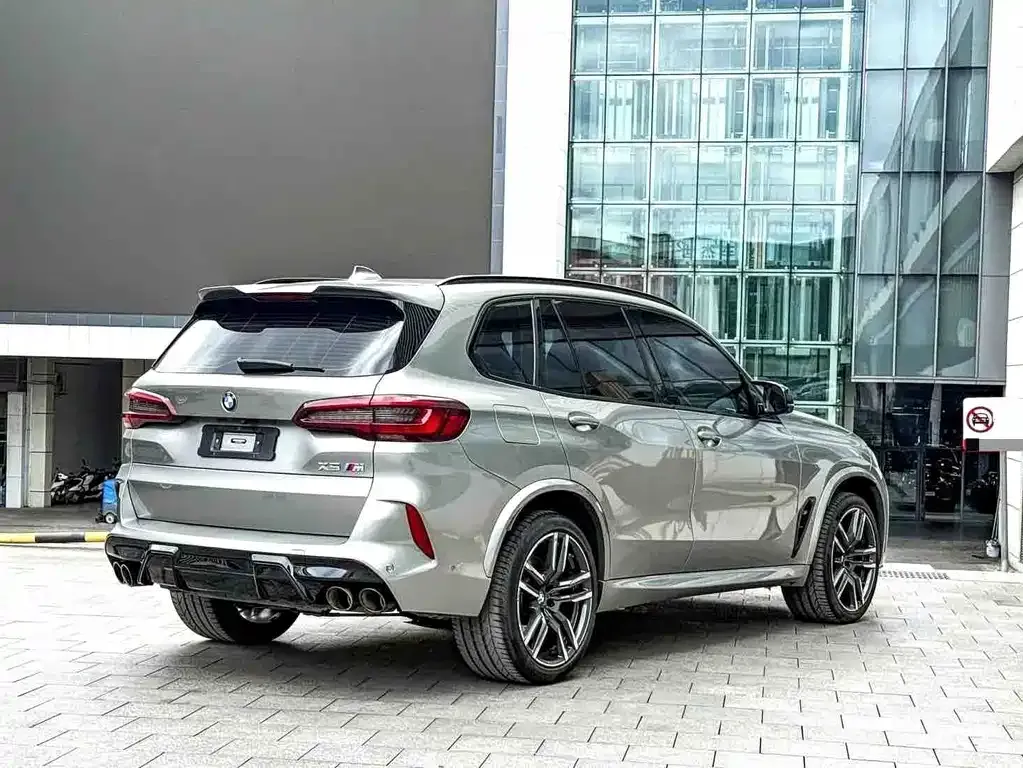 BMW X5 M — фото 8