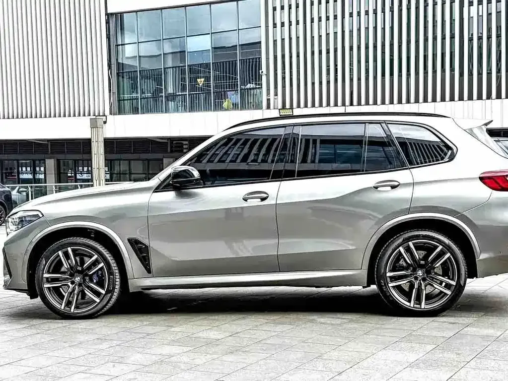 BMW X5 M — фото 9