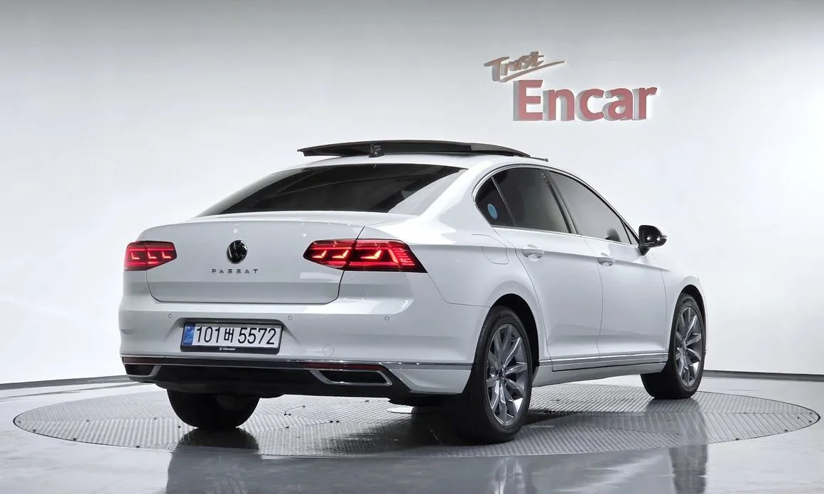 Volkswagen Passat — фото 2