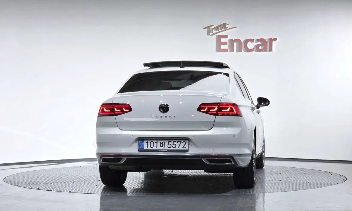 Volkswagen Passat — фото 4
