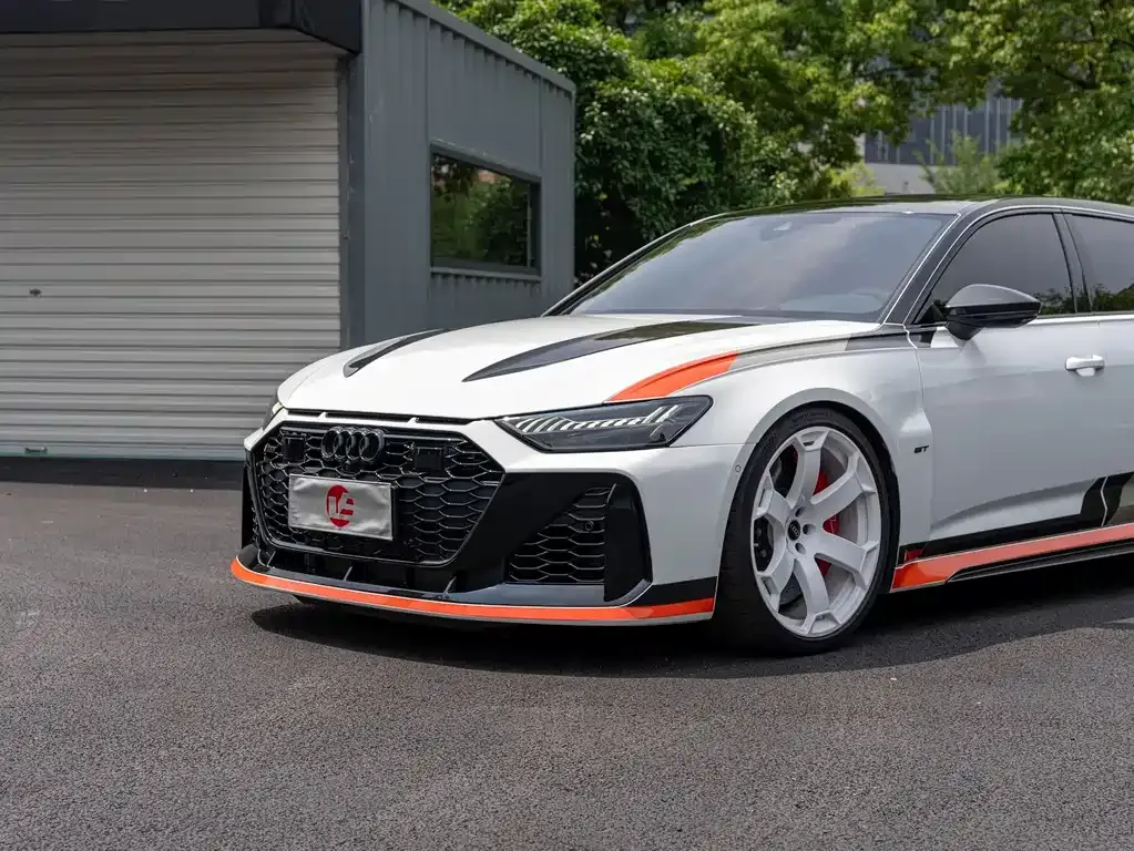 Audi RS 6 2025 из CN, фото 4