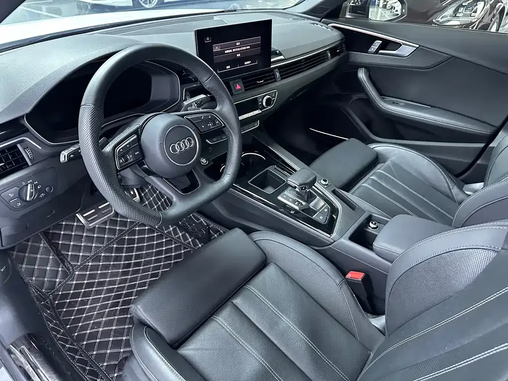 Audi A4L — фото 10