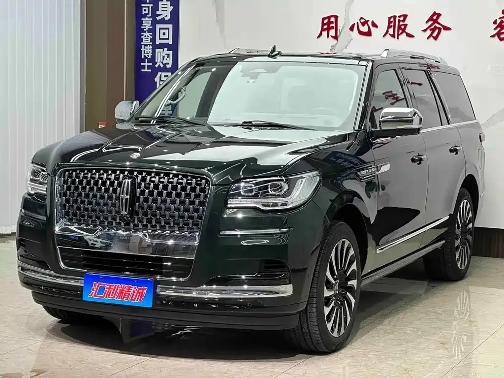 Lincoln Navigator — фото 1