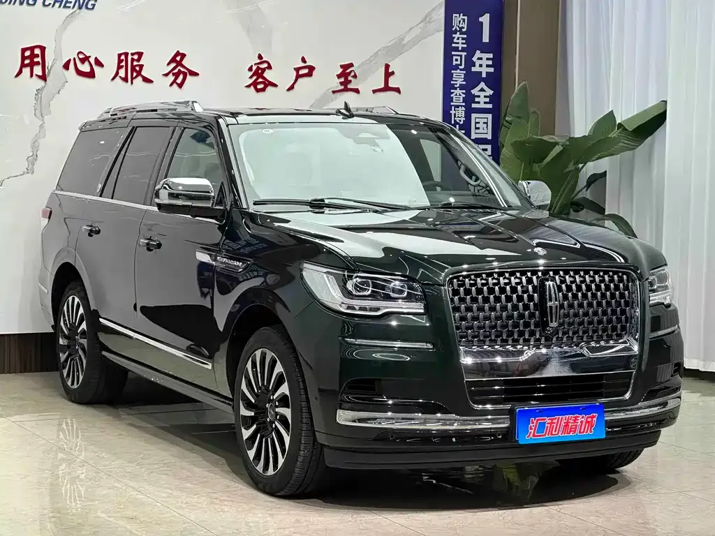 Lincoln Navigator — фото 10