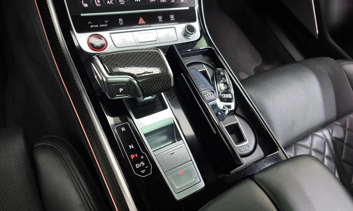 Audi S8 — фото 2