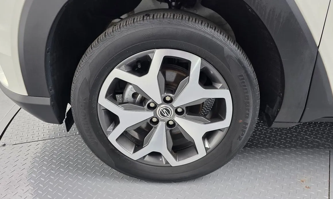 KG Mobility (Ssangyong) Torres — фото 3