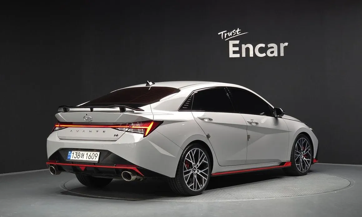 Hyundai AVANTE — фото 2