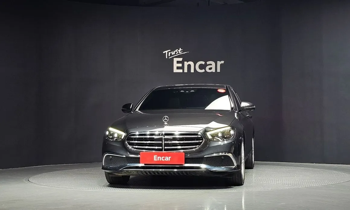 Mercedes-Benz E-Class 2023 из KR, фото 4