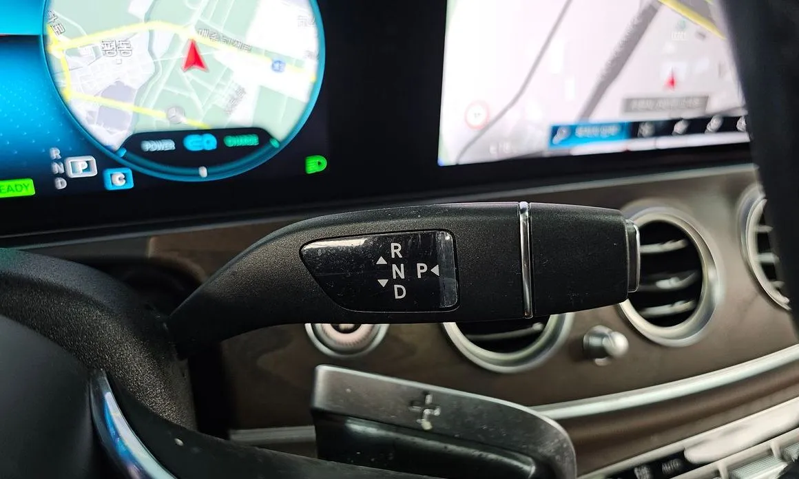 Mercedes-Benz E-Class 2023 из KR, фото 9
