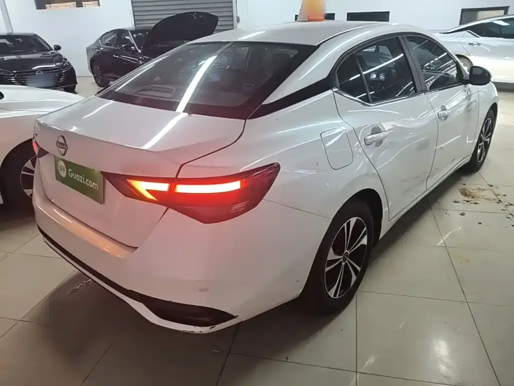 Nissan Sylphy — фото 10