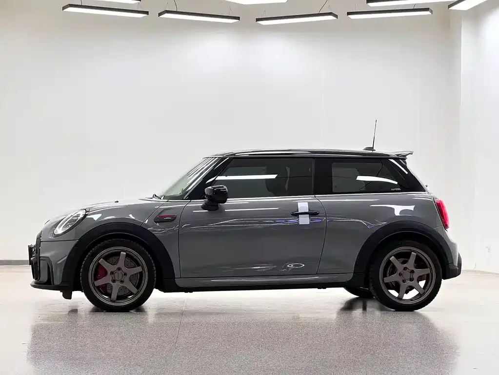 MINI JCW (John Cooper Works) — фото 4