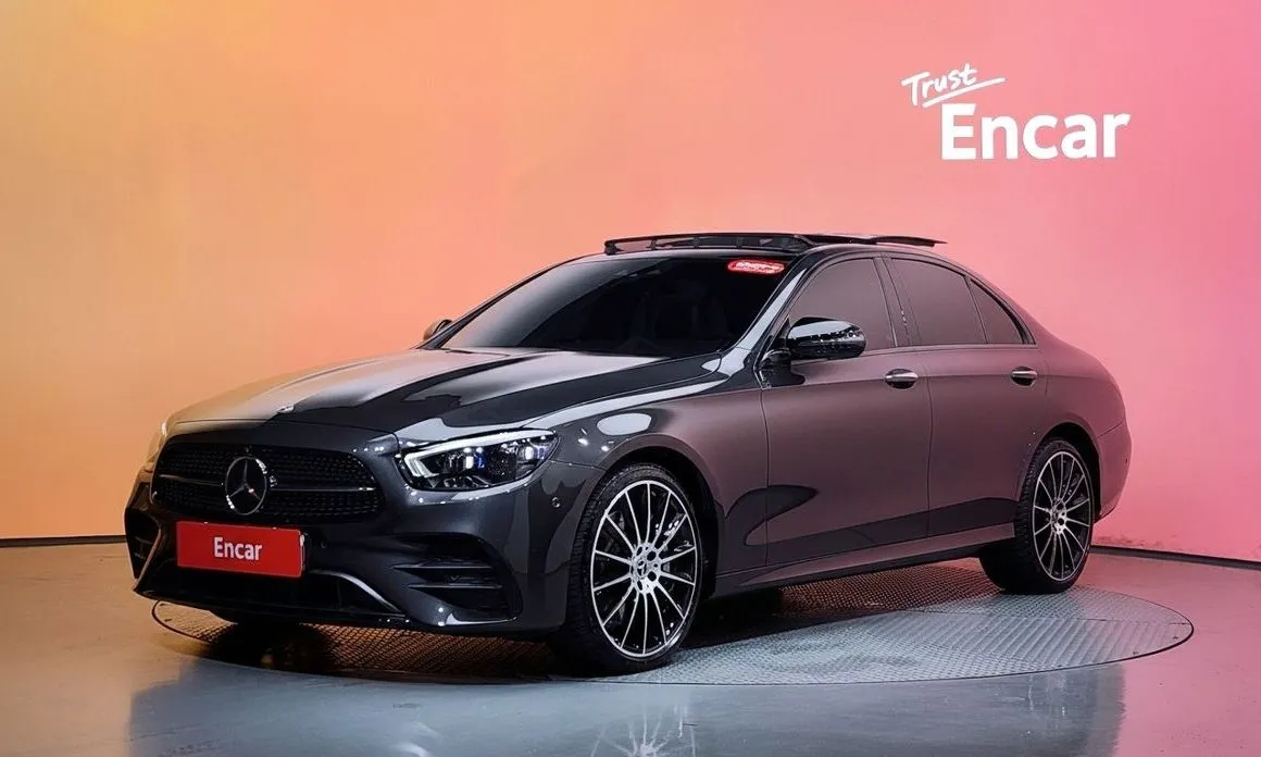 Mercedes-Benz E-Class — фото 1