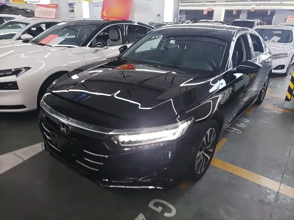 Honda Accord — фото 9