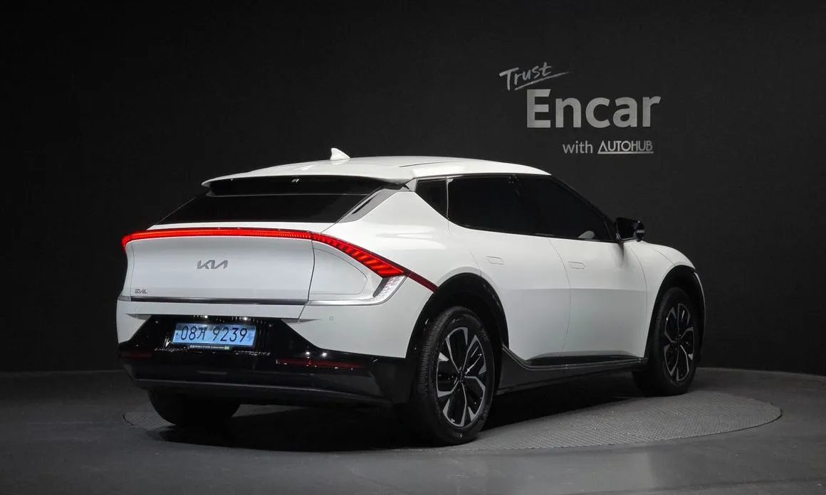 Kia EV6 — фото 6